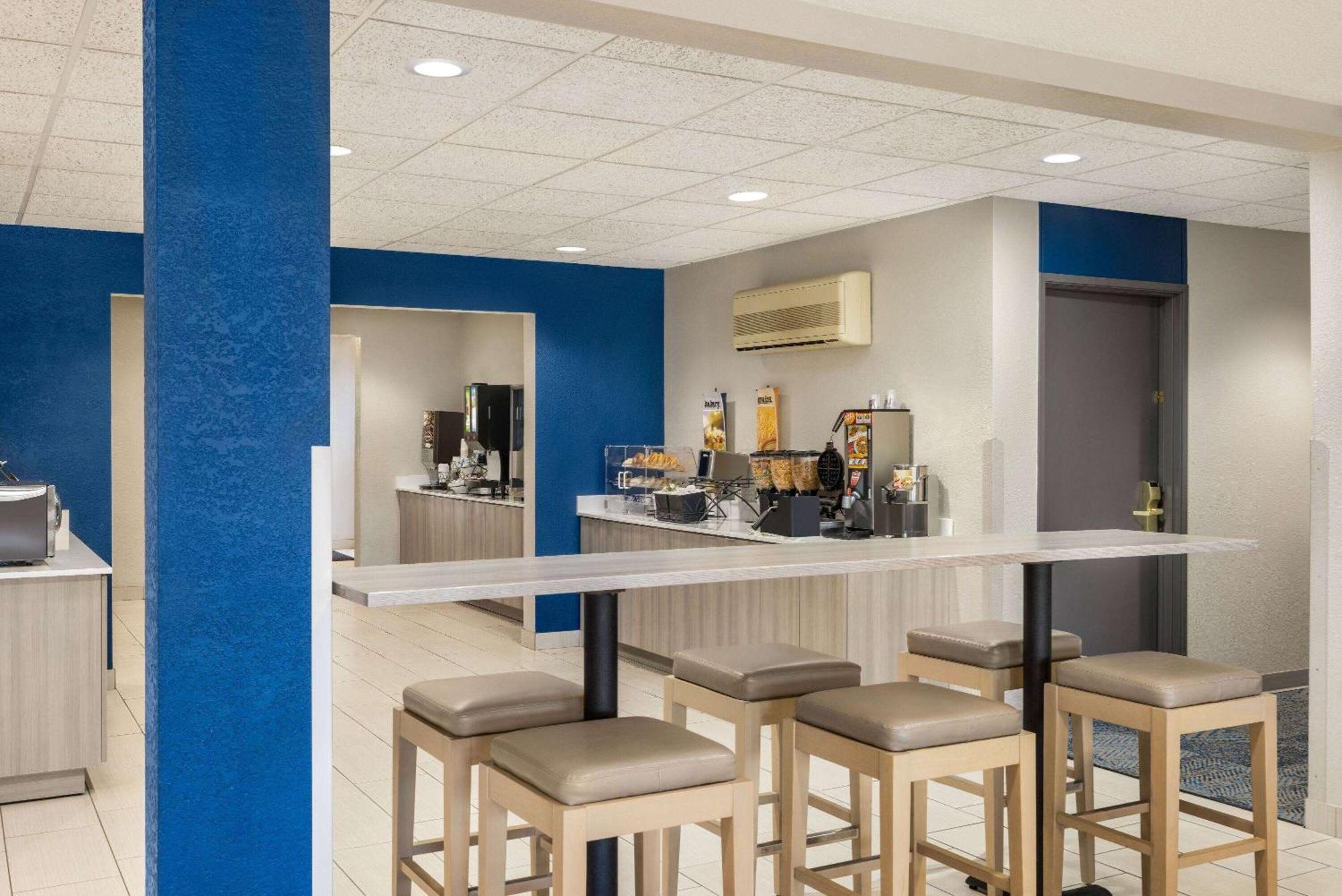 Microtel Inn & Suites By Wyndham New Ulm מראה חיצוני תמונה