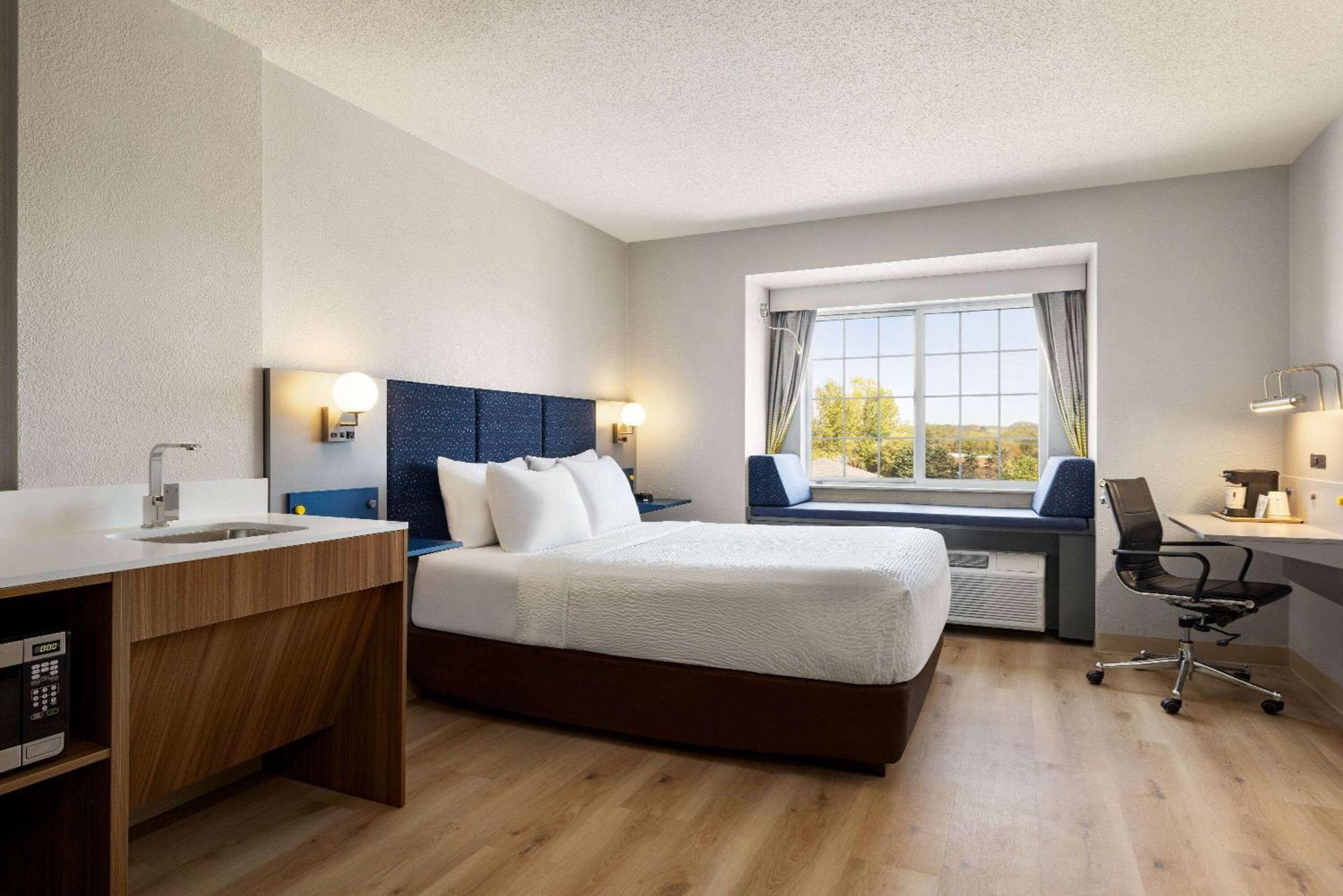 Microtel Inn & Suites By Wyndham New Ulm מראה חיצוני תמונה